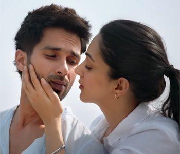 Kabir Singh Scores In This Over Arjun Reddy