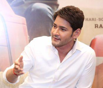Mahesh Babu going to uk to watch pakistan vs india world cup 2019