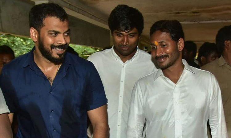 Minister Anil Kumar Yadav gives polavaram project credits to ys jagan