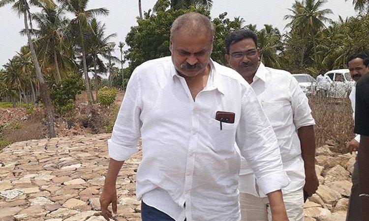 Naga babu coming back to Jabardast Comedy show