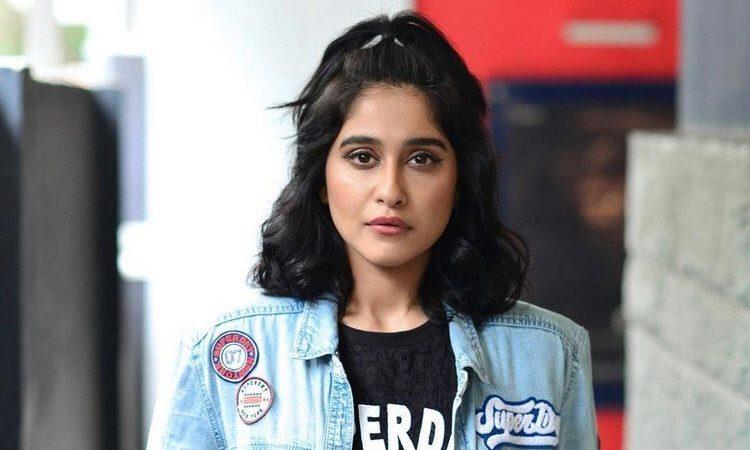 Regina Cassandra's Manager on Wedding