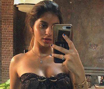 SRK's Daughter Suhana Khan Clicks Hottest Selfie