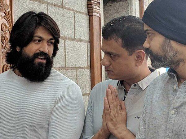 Yash---KGF-2-Shooting-Sets