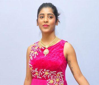 Gayathri-Gupta---Bigg-Boss--Telugu-3