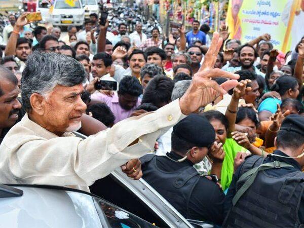 Chandrababu -Naidu Odarpu- Yatra to ysrcp attacked victims