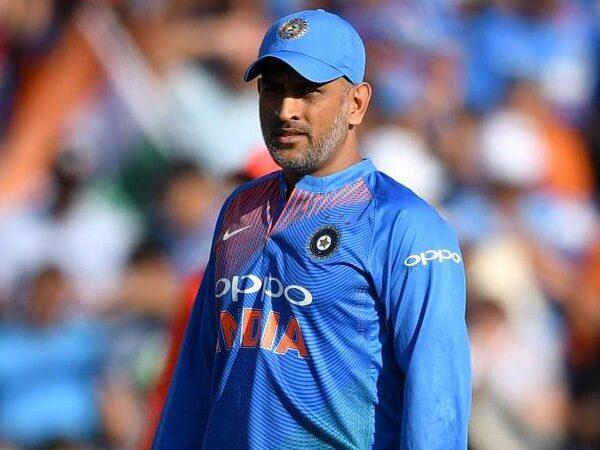 Dhoni-Responds-on-Retirement-Rumours