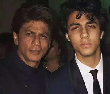 Fans Super Thrilled As Shah Rukh Khan Teases His True Heir Aryan Khan