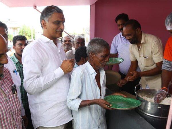 Harish Rao Turns A Simpleton, Stands in A Queue