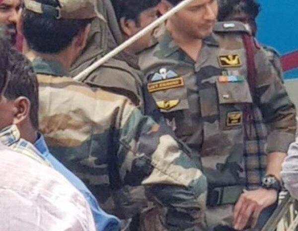 Mahesh Babu Army Look Leaked from Sarileru Neekevvaru.jpg