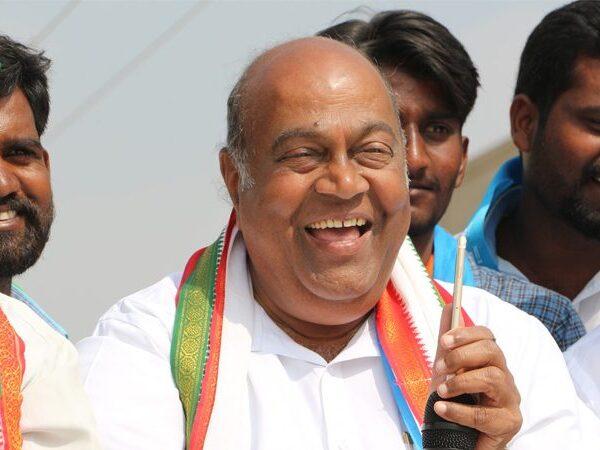 Nagam Janardhan Reddy Meets Chandrababu Naidu in Hyderabad