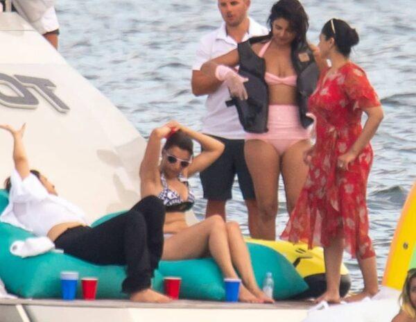 Priyanka-Chopra-Trolled-Bikini