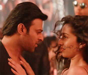 Saahoo Psycho Saiyaan Song - Catchy Beats But Underwhelming!