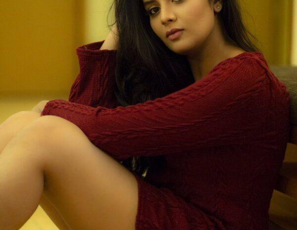 SreeMukhi Pic Talk
