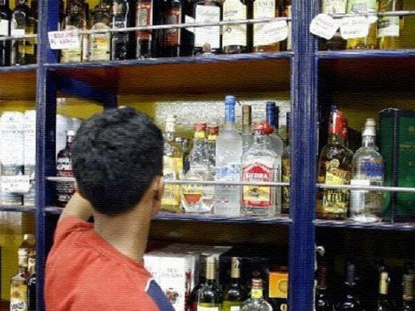 liquor ban in andhra pradesh benefits telangana government