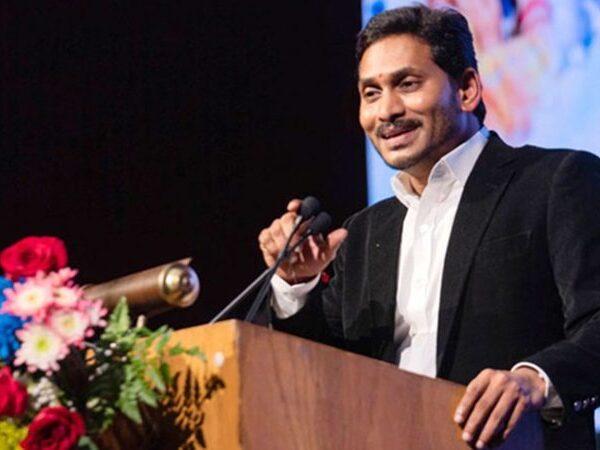 Jagan-Has-A-Task-At-Hand-on-Amaravati-Arrival