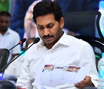 Jagan's Temporary Solution for Agitating Capital Farmers