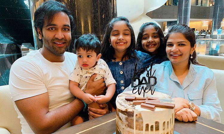 Manchu-Vishnu-to-Go-Live-on-Wife's-Delivery