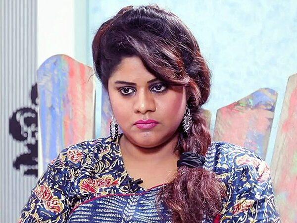 Why-Not-Samantha-Akkineni-&-Amala-in-Bigg-Boss