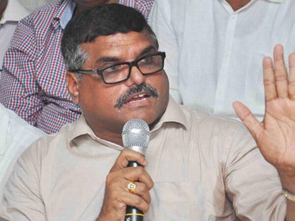 botsa satyanarayana hints on andhra pradesh capital amaravati change