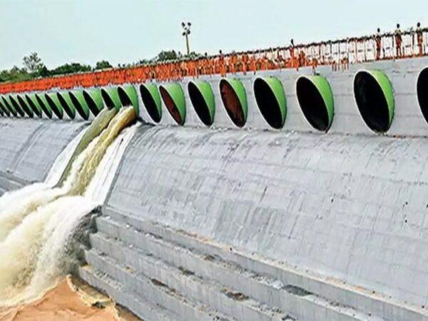 repuees 30 crores loss due to kaleshwaram project