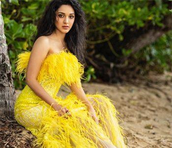 Kiara Advani Trolled for Bastha Gown