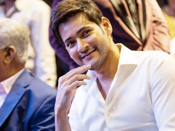Mahesh-Babu-Heaps-Praises-on-Mega-Hero