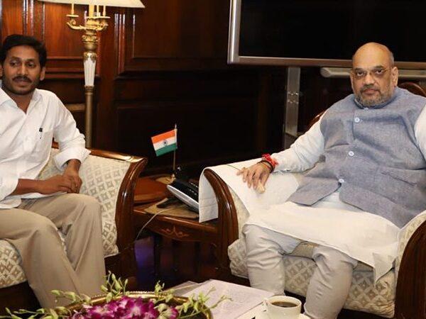 Amit-Shah-Grants-Appointment-to-Jagan--Not-Before-Insulting-the-CM
