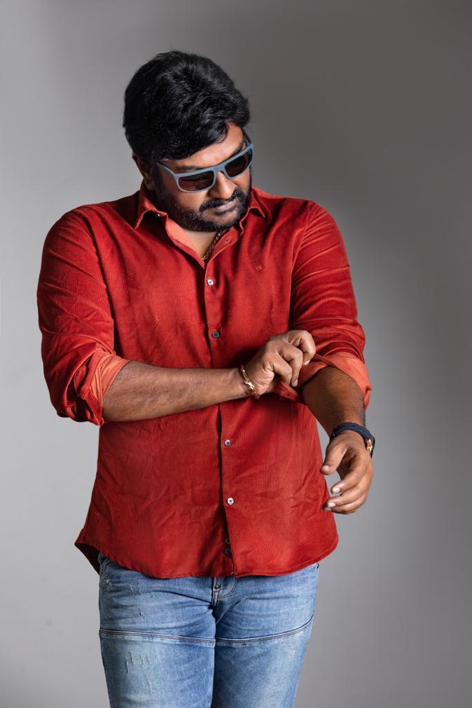 Mass Director VV Vinayak Imitating Chiranjeevi Mannerisms