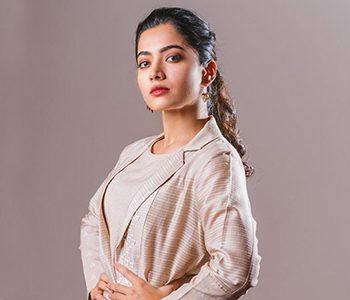 "Were You Sleeping?" Rashmika Trolled by Mahesh Fans