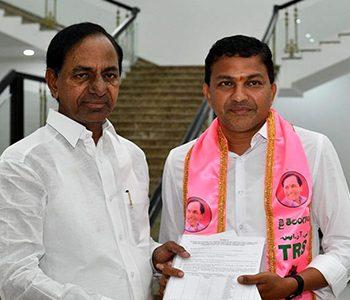TRS-Comes-To-The-Helm-of-Telangana-Politics-Like--A-Boss