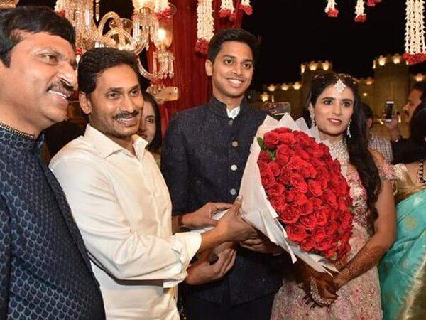 YS Jagan attends PONGULETI SRINIVAS REDDY son wedding
