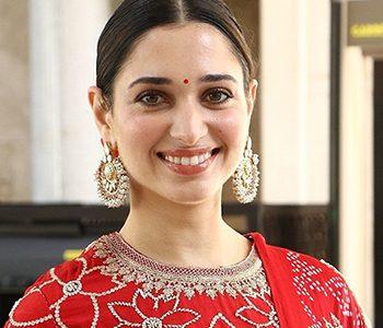 tamannaah-bhatia-vs-nayanthara-sye--raa