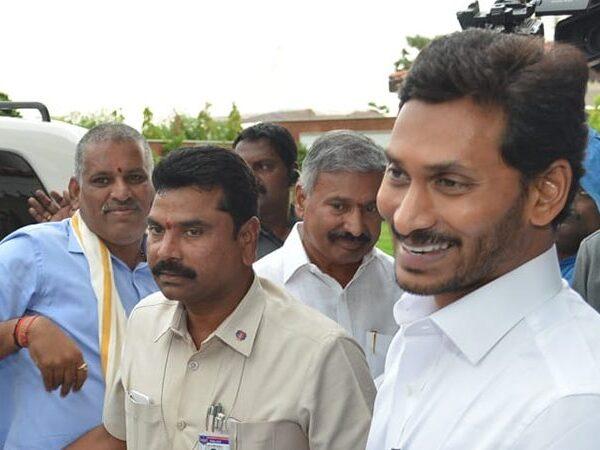 ysr-kanti-velugu-ys-jagan--ysrcp