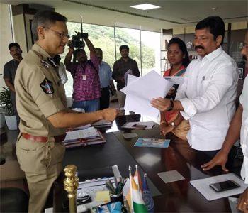 ysrcp mlas meets ap dgp on tdp social media posting