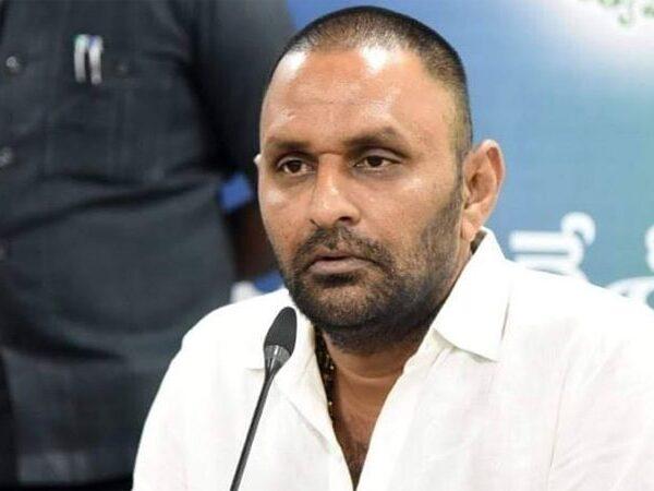 Kodali Nani Fires on Chandrababu Naidu
