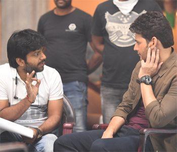 Mahesh Babu Sarileru Neekevvaru Release posponed