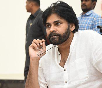 Pawan-Kalyan's---Comeback-Now-Official,-Political-Ambitions-in-Trouble