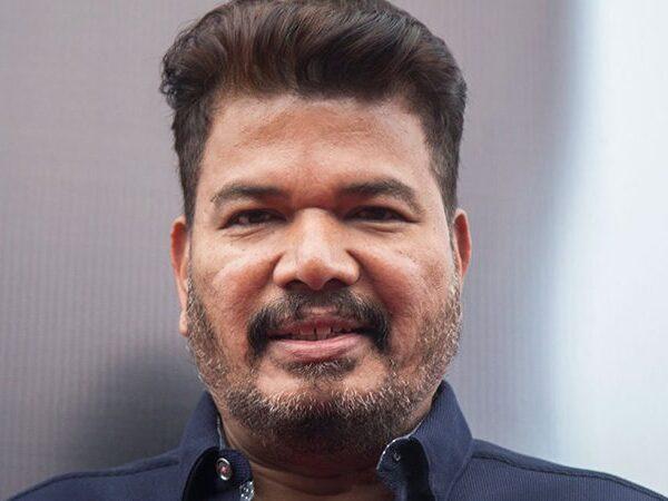 Shankar-without-Lead-on-Indian-2-Sets