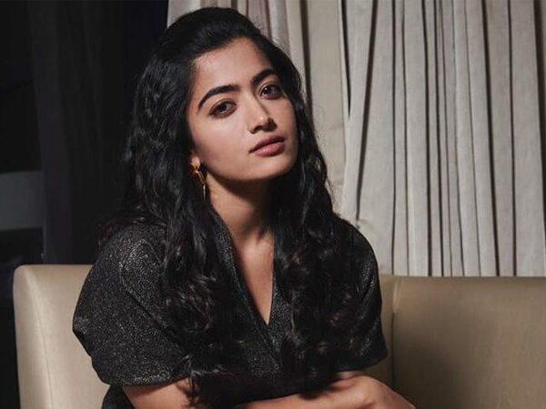 Vijay Deverakonda Treated Her Much Better Than Mahesh Babu?