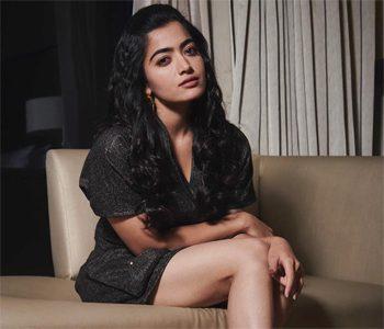 Vijay Deverakonda Treated Her Much Better Than Mahesh Babu?