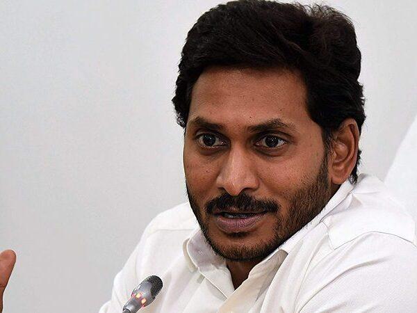 YSR-Congress-Leaders-Turns-Abusive-With-The--Massive-Mandate