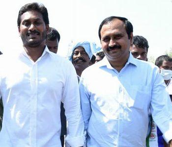 Jagan Asks Capital Region Leaders Not To Defy Government Line