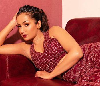 Catherine Tresa to Nandamuri balakrishna