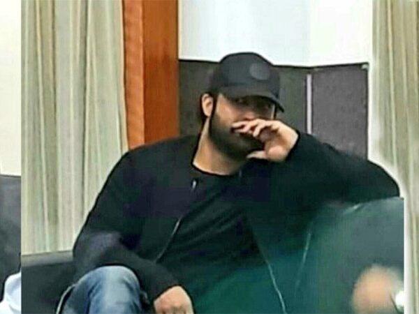 Stunning,-Jr-NTR's-Look-Leak-from--RRR-Movie