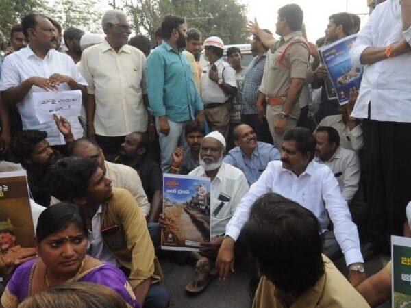 farmers protest for capital amaravati