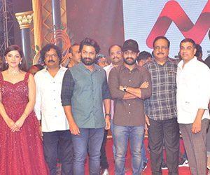 Entha-Manchivaadavuraa-Pre-Release-Event