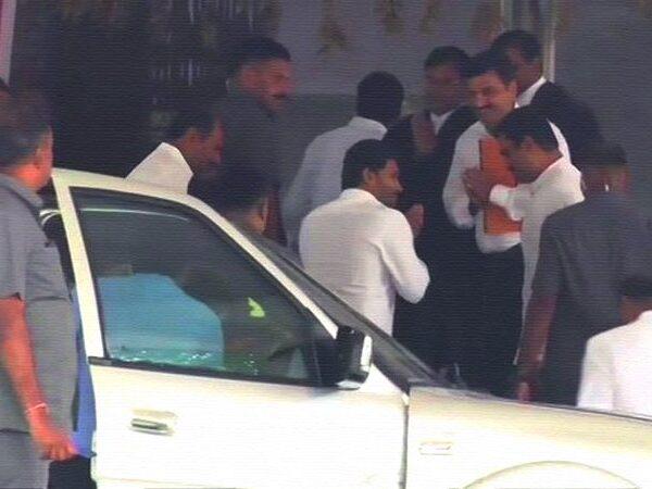 Jagan Attends CBI Court For The First Time as The Chief Minister