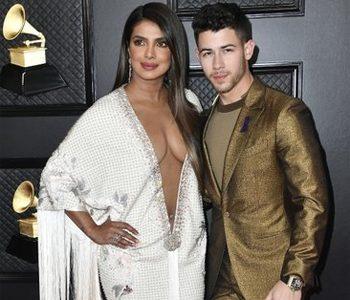 Married Actress Revealing Too Much!