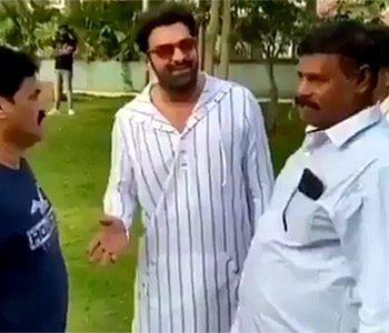 Prabhas'-Casually-Talks,-Aa-Yedavaki-Cheppa