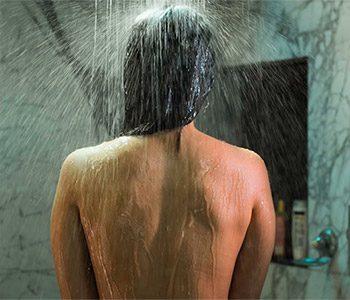 Raashi Khanna's Fans Upset over Shower Shot & Liplock